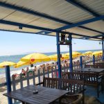 deniz-kiyisi-cafe-lezzetli-yemek-ickili-mekan
